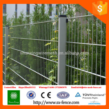 ISO9001 Dupont Powder beschichtete Double Wire Mesh geschweißte Zaunpaneele aus China Alibaba